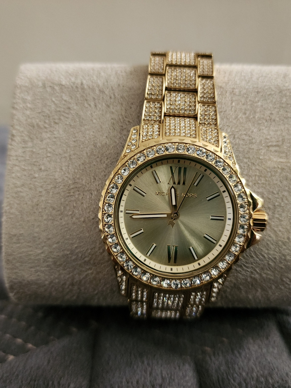 ⭐️USED LIKE NEW ON SALE ⭐️Michael Kors Gold Crystal-Accent  Watch